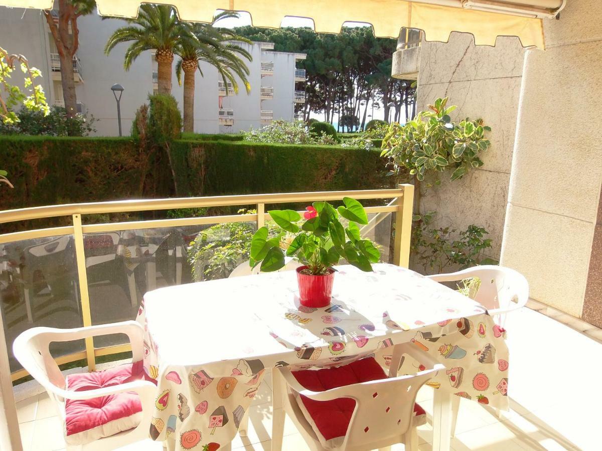 Gran Apartamento: Oasis Privado con Jardín y Piscina Cambrils Exterior photo